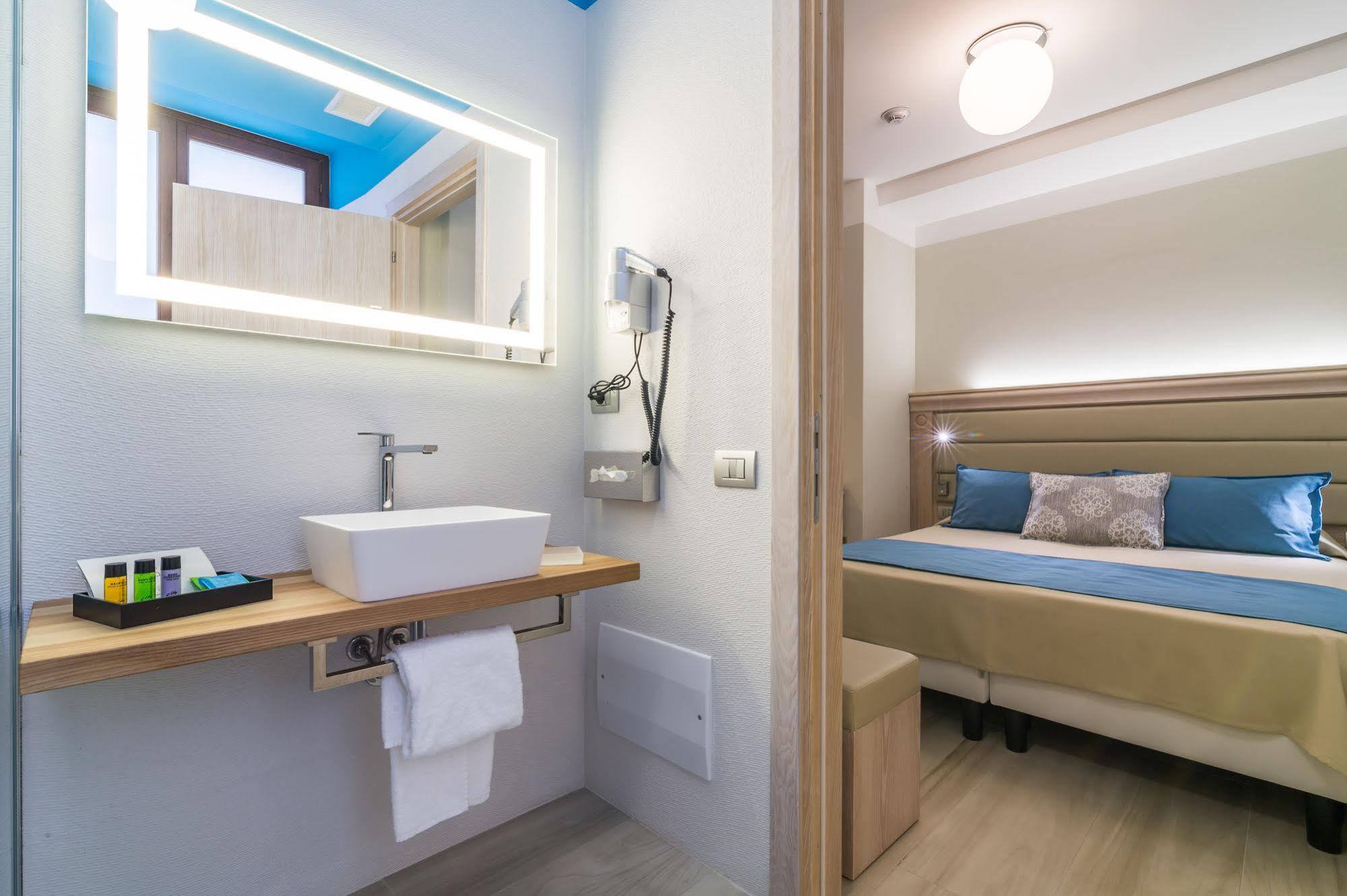 L'Ambasciata Hotel De Charme Cagliari Extérieur photo