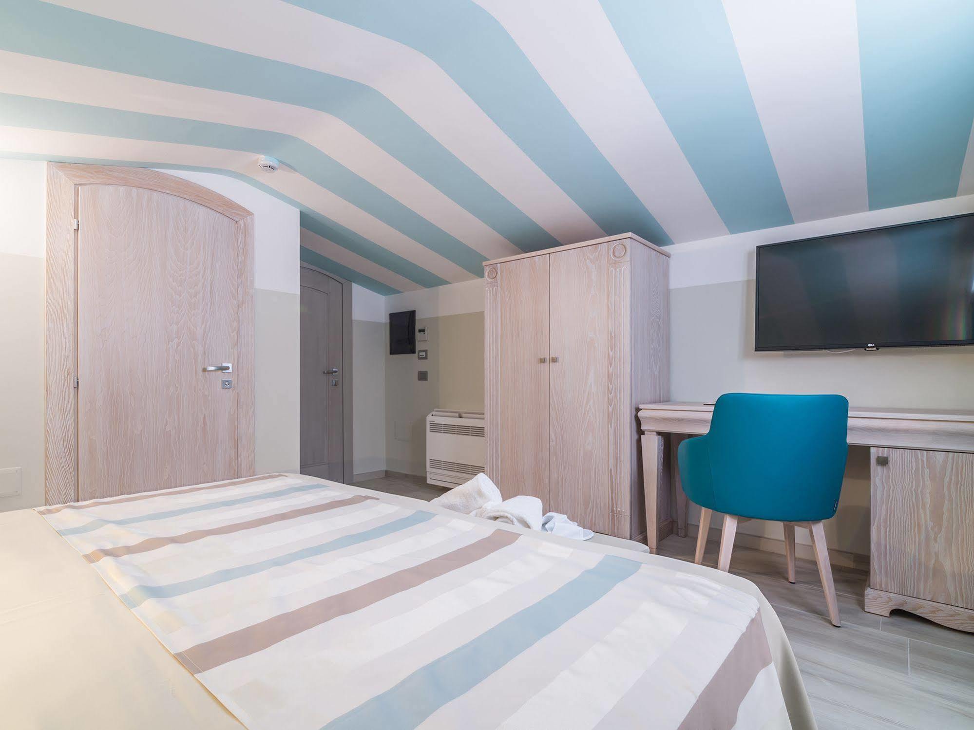 L'Ambasciata Hotel De Charme Cagliari Extérieur photo